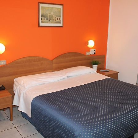 Hotel La Pace Milano Ngoại thất bức ảnh
