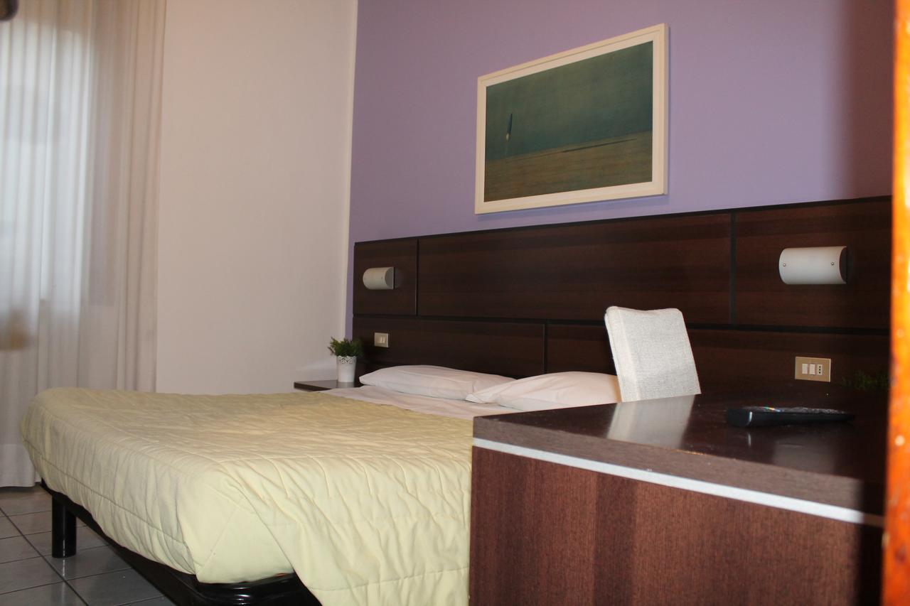 Hotel La Pace Milano Ngoại thất bức ảnh