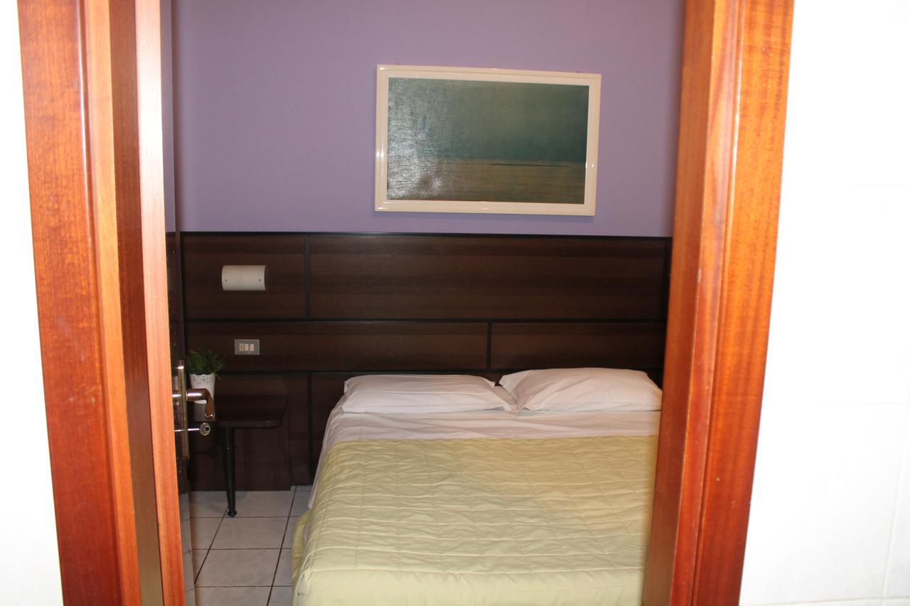 Hotel La Pace Milano Ngoại thất bức ảnh